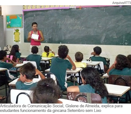 Professora transforma lixo em brinquedos pedagógicos no Rio Grande do Norte  - 03/06/2022 - UOL ECOA